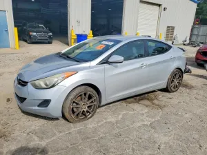Hyundai Elantra 1.8L 4 2013