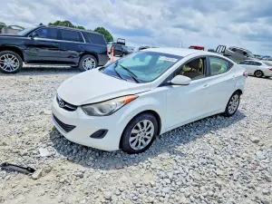 Hyundai Elantra 1.8L 4 2012