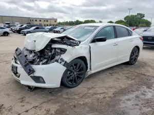 Nissan Altima 2.5L 4 2017