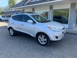 Hyundai Tucson 2.4L 4 2012