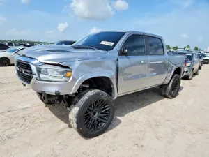 RAM 1500 5.7L 8 2021