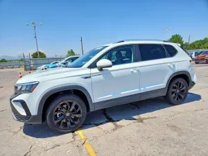 Volkswagen Taos 1.5L 4 2022