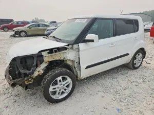 Kia Soul 2.0L 4 2011