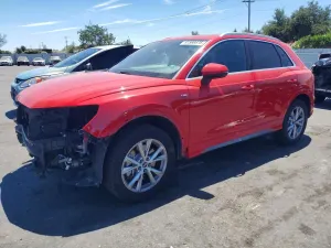 Audi Q3 2.0L 4 2024