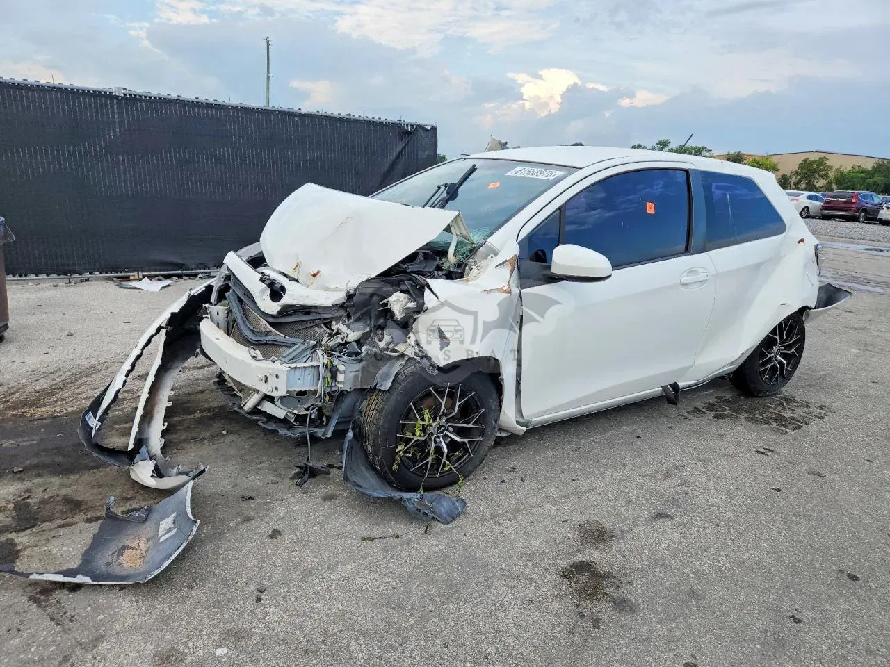 Toyota Yaris 1.5L 4 2012