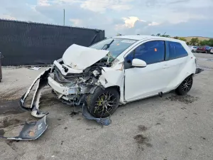 Toyota Yaris 1.5L 4 2012