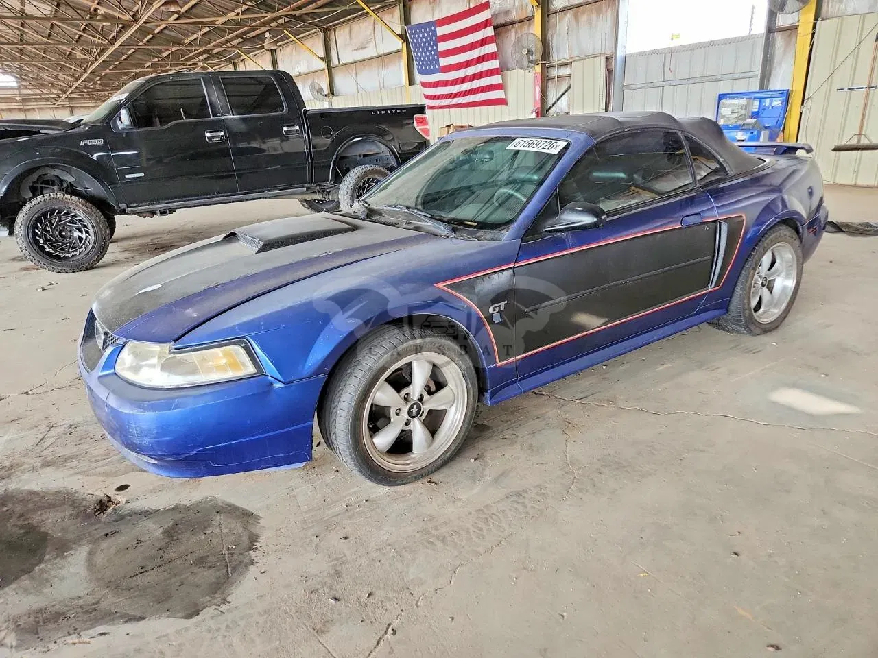Ford Mustang 4.6L 8 2003