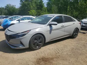 Hyundai Elantra 2.0L 4 2021
