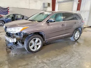 Toyota Highlander 3.5L 6 2015