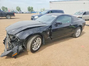 Ford Mustang 3.7L 6 2013