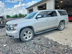 Chevrolet Suburban 5.3L 8 2016