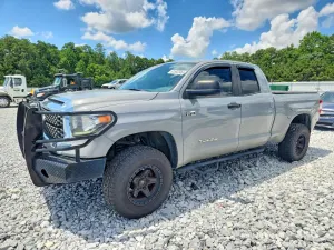 Toyota Tundra 5.7L 8 2021