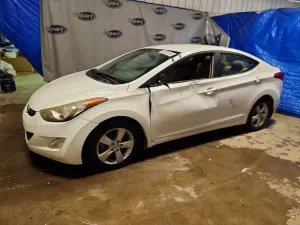 Hyundai Elantra 1.8L 4 2013
