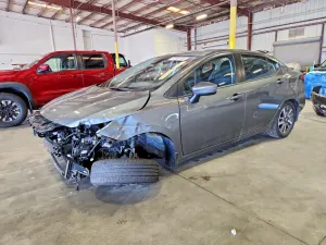 Nissan Versa 1.6L 4 2025