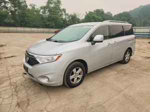 Nissan Quest 3.5L 6 2016