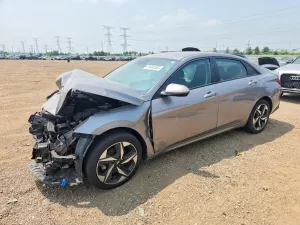 Hyundai Elantra 2.0L 4 2023