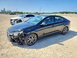 Hyundai Elantra 2.0L 4 2020