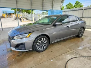 Nissan Altima 2.5L 4 2023