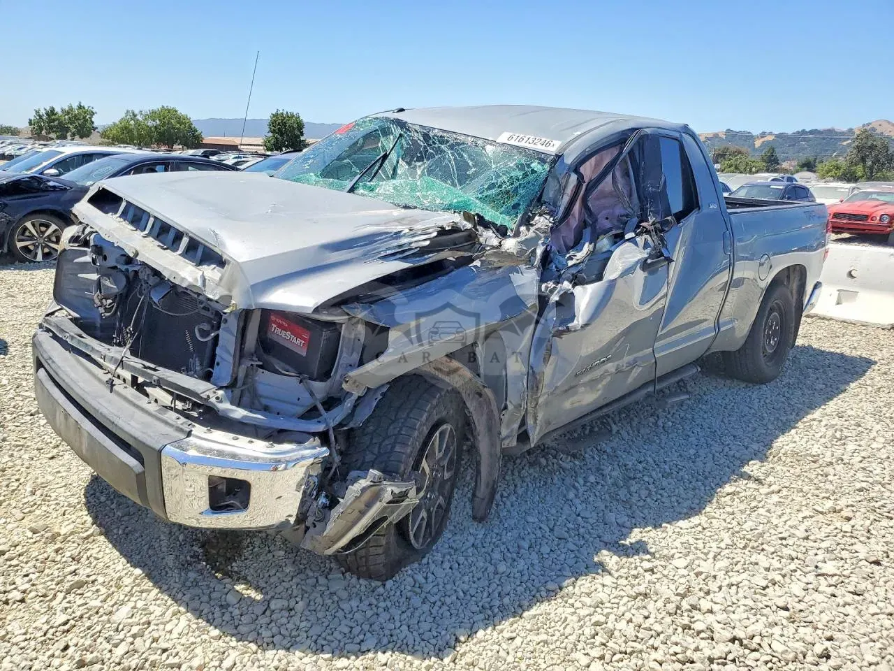 Toyota Tundra 5.7L 8 2018