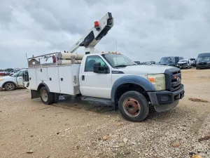 Ford F-450 6.8L 10 2015