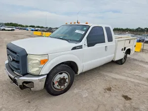 Ford F-250 6.2L 8 2015