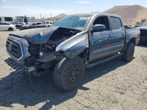 Toyota Tacoma 2.7L 4 2021