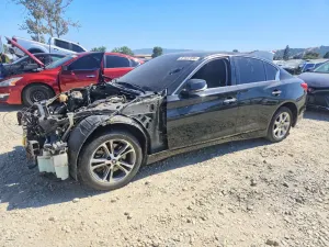 Infiniti Q50 3.7L 6 2015
