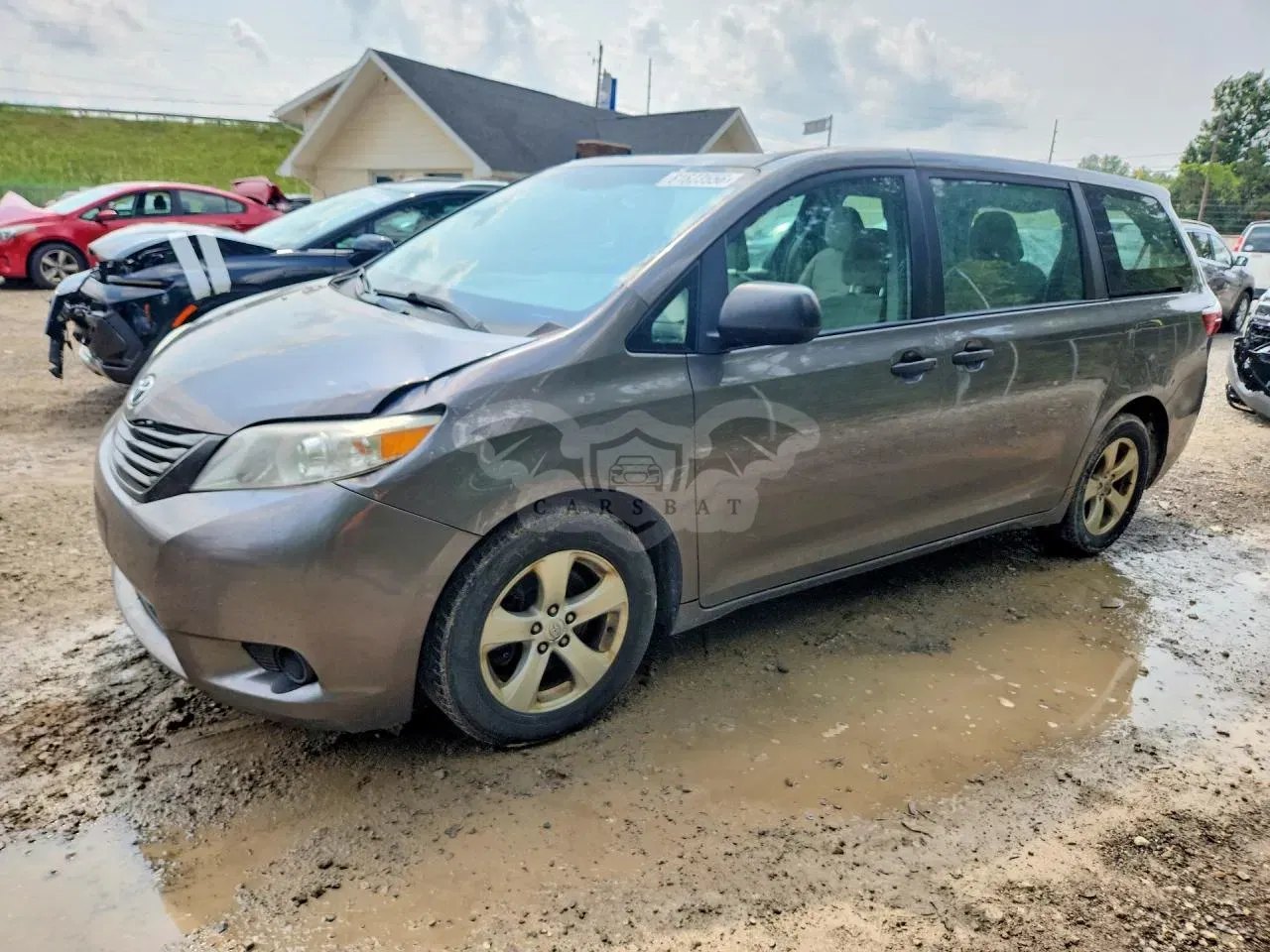 Toyota Sienna 3.5L 6 2017