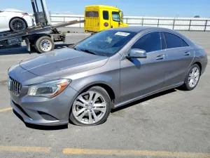 Mercedes-Benz CLA 2.0L 4 2015