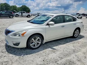 Nissan Altima 2.5L 4 2015