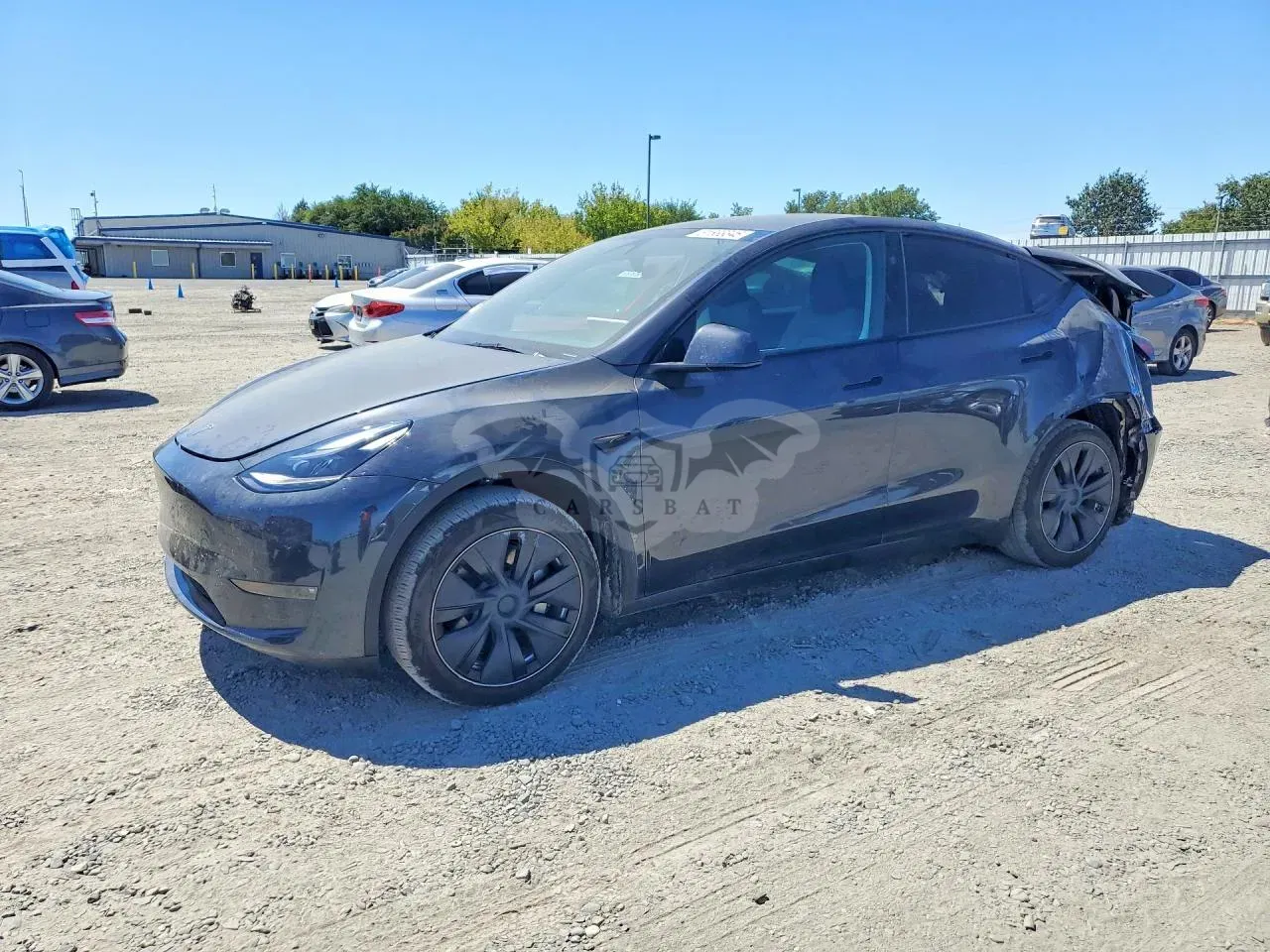 Tesla Model Y 2025