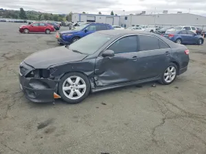 Toyota Camry 2.5L 4 2010