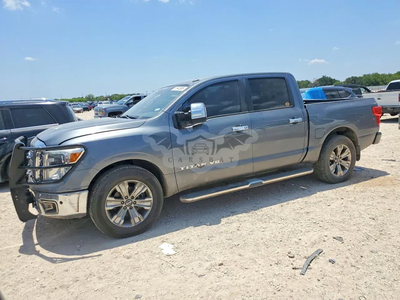 Nissan Titan 5.6L 8 2018
