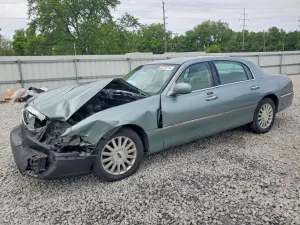 Lincoln Town Car 4.6L 8 2004
