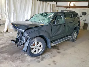 Nissan Pathfinder 4.0L 6 2012