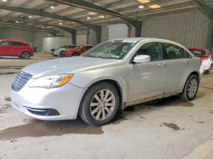 Chrysler 200 2.4L 4 2012
