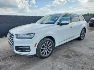 Audi Q7 2.0L 4 2018
