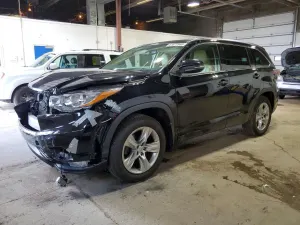 Toyota Highlander 3.5L 6 2015