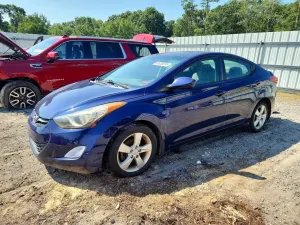 Hyundai Elantra 1.8L 4 2013