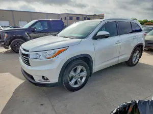 Toyota Highlander 3.5L 6 2015