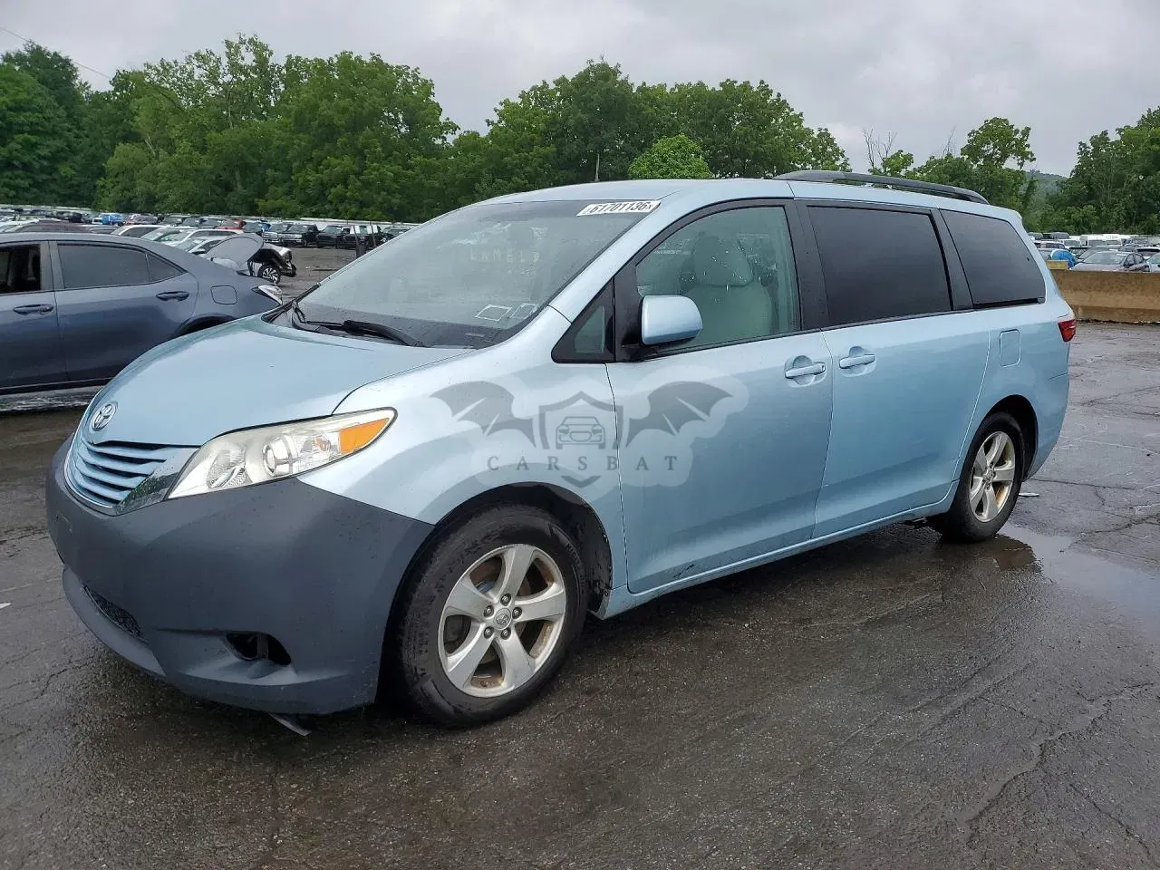 Toyota Sienna 3.5L 6 2015