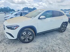 Mercedes-Benz GLA 2.0L 4 2026