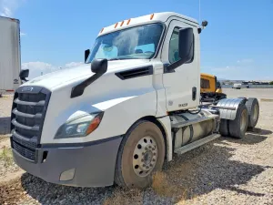 Freightliner Cascadia 14.8L 6 2019