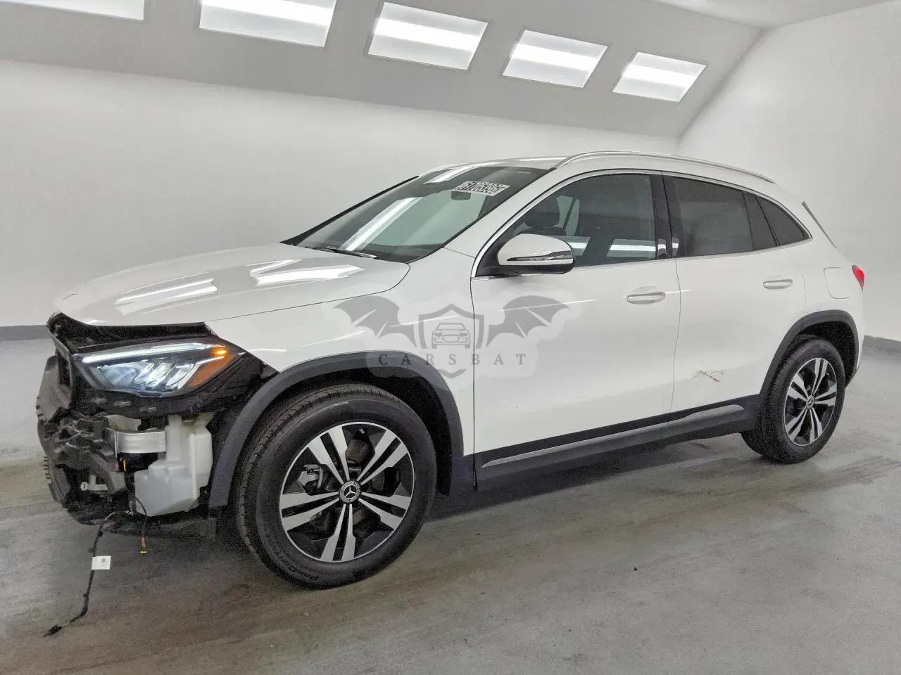 Mercedes-Benz GLA 2.0L 4 2025
