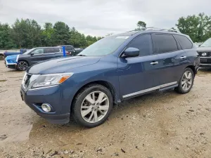 Nissan Pathfinder 3.5L 6 2015