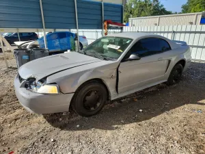 Ford Mustang 3.8L 6 2000