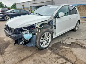 Volkswagen Golf 1.8L 4 2015