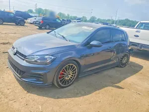 Volkswagen Golf 2L 4 2018