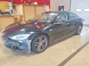 Tesla Model S 2013