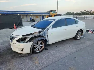 Nissan Altima 2.5L 4 2014